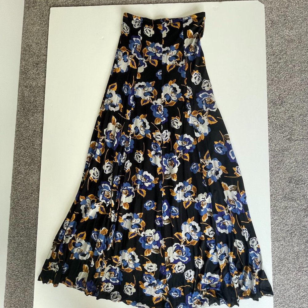 Collins Charming Black with Flowers Strapless Maxi Dress - EUC Made in Brazil